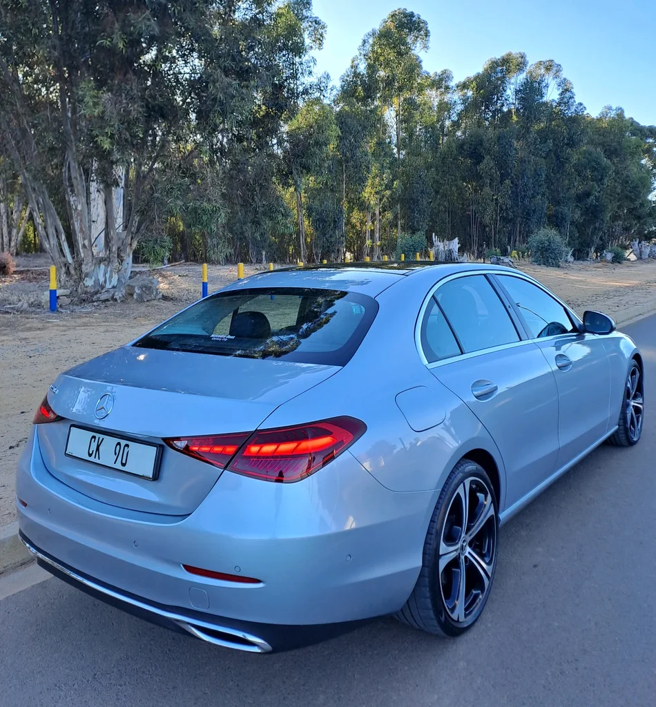 2023  Mercedes  Benz C220D  Avantgarde  Auto